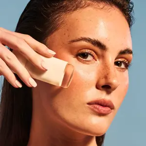 https://content.farmasi.de/Product/1002451_64_4.webp